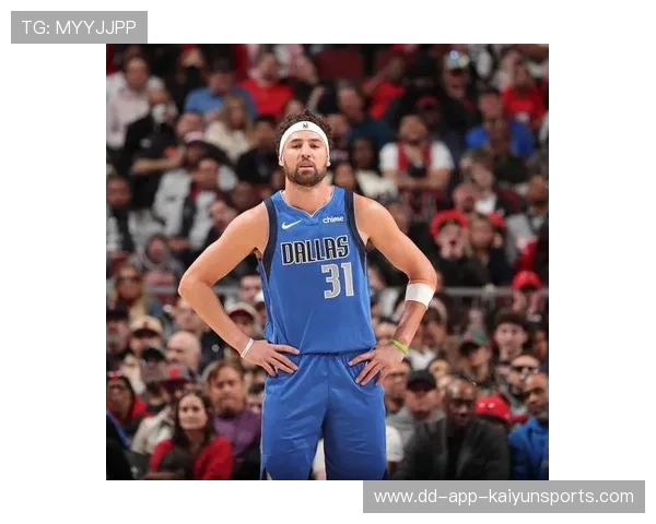 独行侠探索交易克莱·汤普森，独行侠 克莱·汤普森